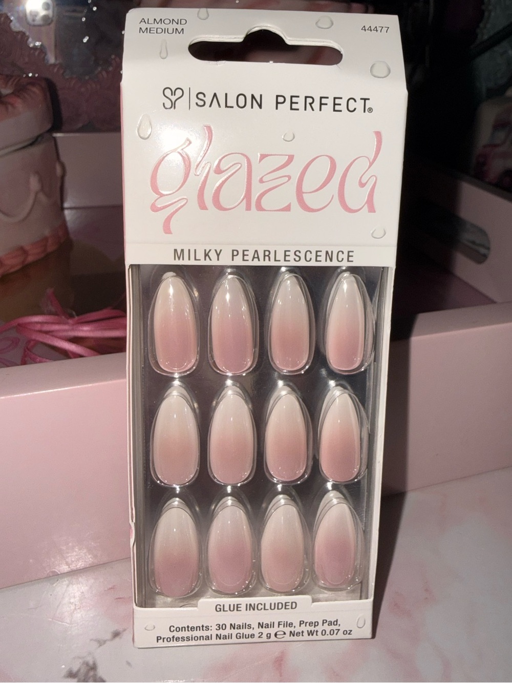 Salon Perfect Glazed False Nails - Almond Medium Milky Pearlescence (Pink)